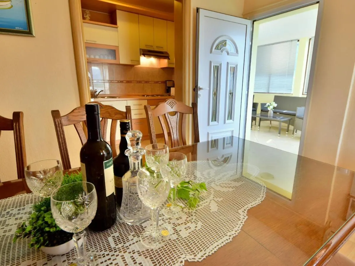 Apartment Snjezana By Interhome Trogir